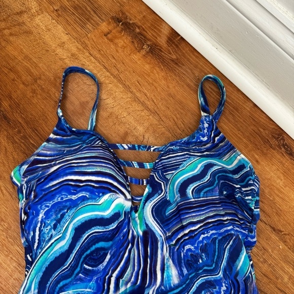 Profile by Gottex V Neck Deep V Back One Piece Swimsuit - Picture 3 of 7